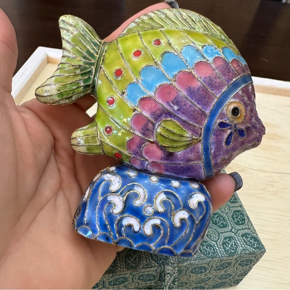 Beautiful DS Starr Cloisonné Tropical Fish Figurine On Stand Enamel Multicolor - Picture 6 of 15